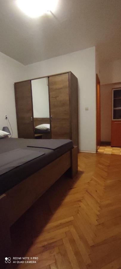Apartamento Mala Tonina Tučepi Exterior foto